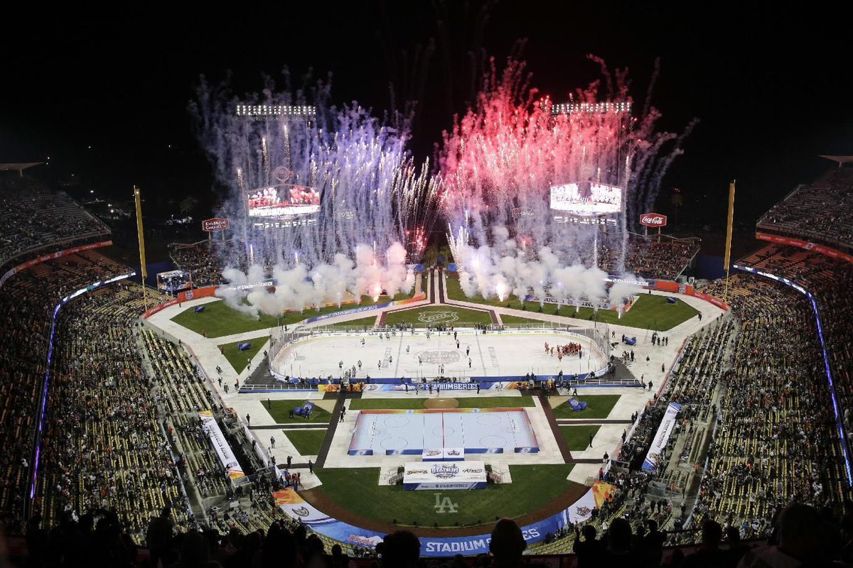 SleeperDodgers's tweet photo. With the Winter Classic at LoanDepot Park tonight, it’s hard not to think back to Kings vs. Ducks at Dodger Stadium.

It’s time for another outdoor hockey game at Dodger Stadium. https://t.co/cMKTl1oQO2