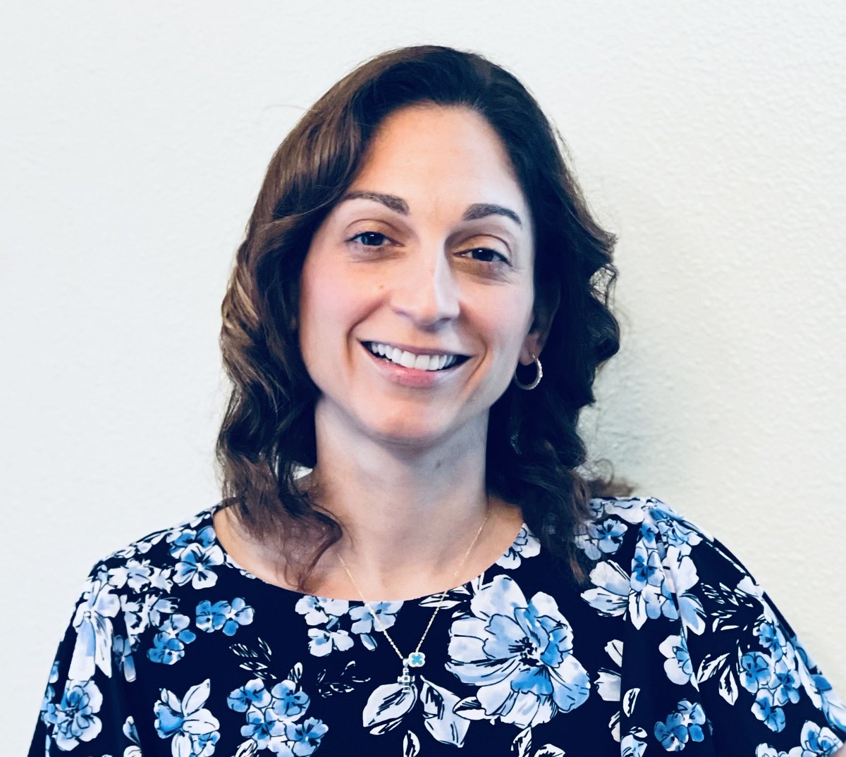 St. Nicholas Cathedral in Tarpon Springs, FL, Announces 2026 Epiphany Dove Bearer greeknewsusa.com/st-nicholas-ca…