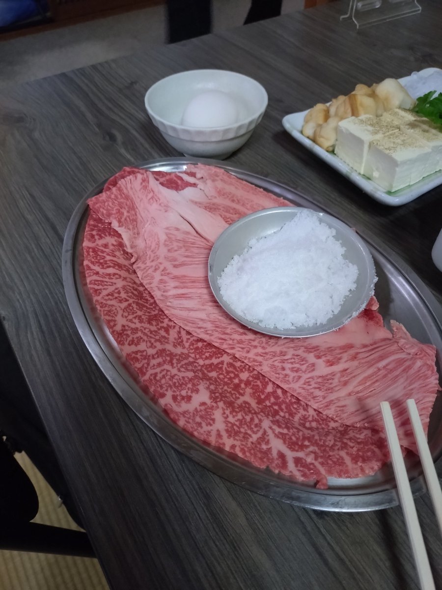 3to46's tweet photo. 今回の旅行最後の食事🍴 https://t.co/9ZX5wssXnJ
