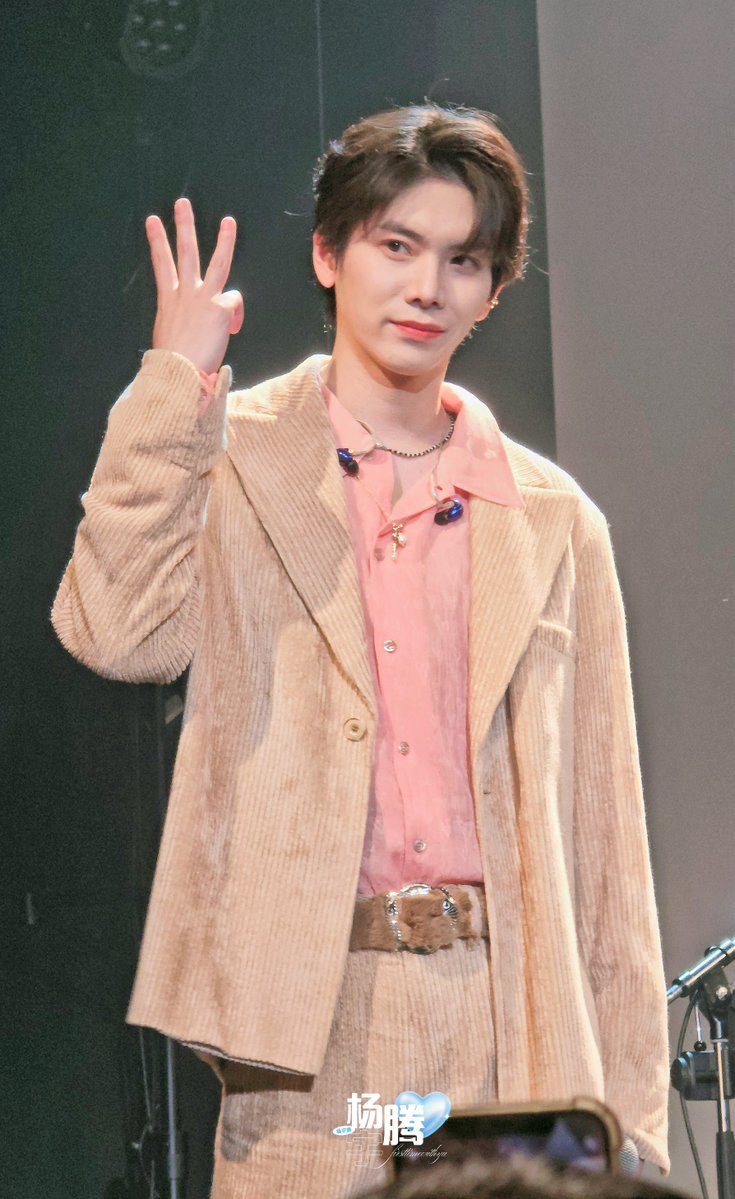 YU_ProjectTH's tweet image. HAPPY BIRTHDAY!
HAPPY BIRTHDAY!
HAPPY BIRTHDAY!

ハッピーバースデー
🎂✨💙 #YU 

#楊宇騰YU
#YUHappy31stbirthday