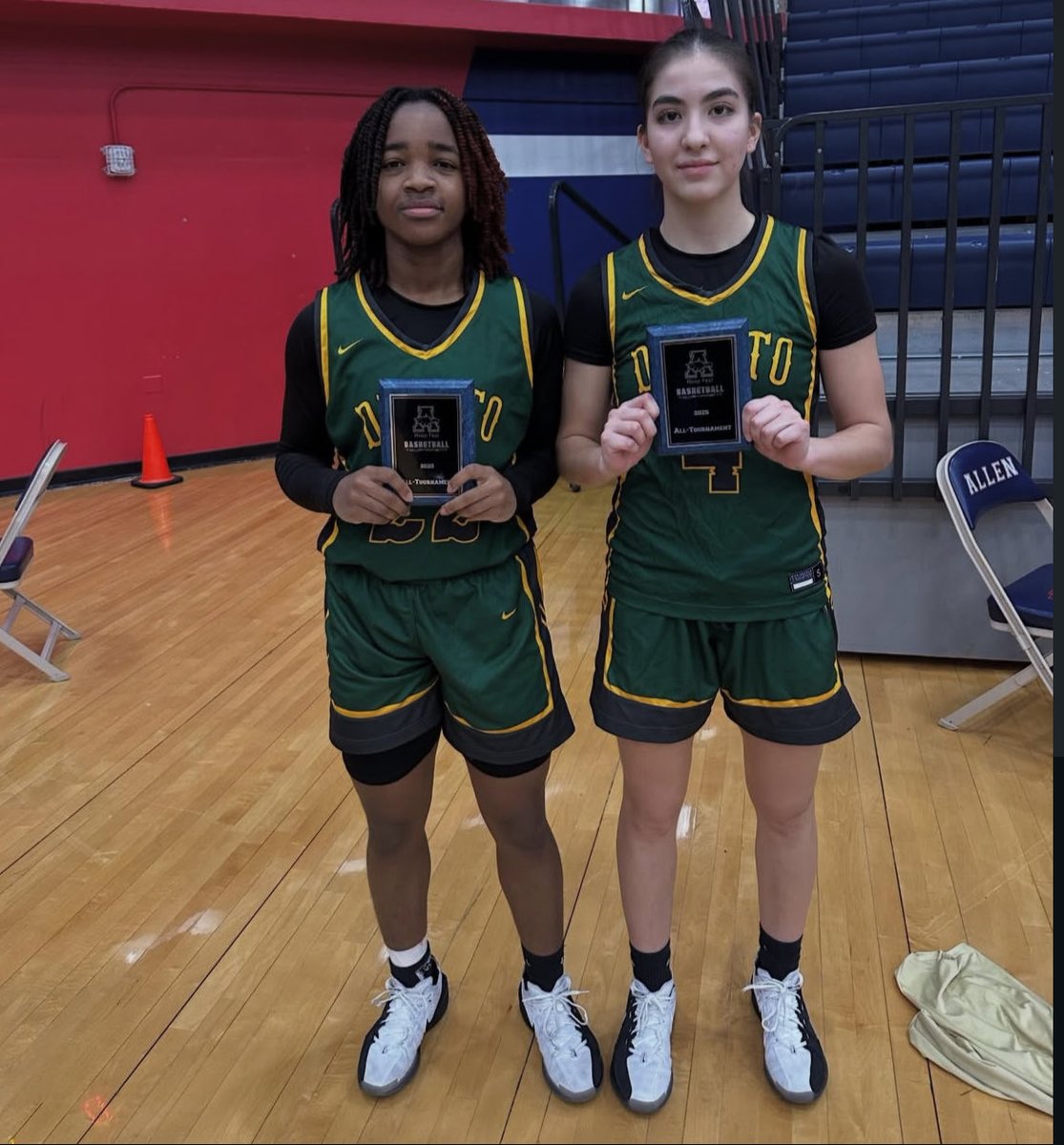 Chloe Stigler tweet media