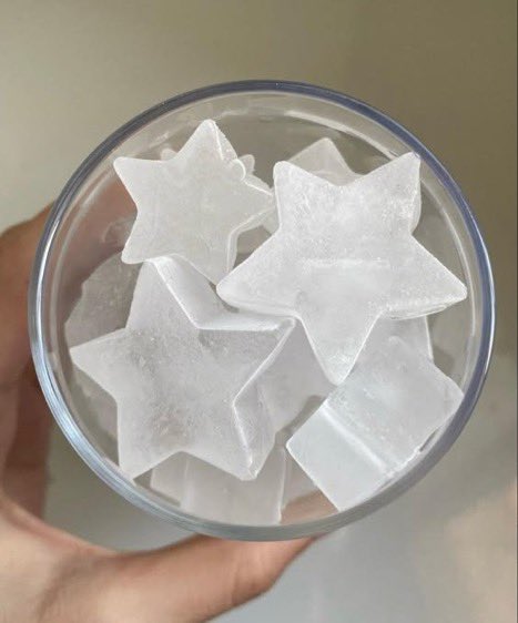 heart_jpg's tweet image. star and heart shaped ice
