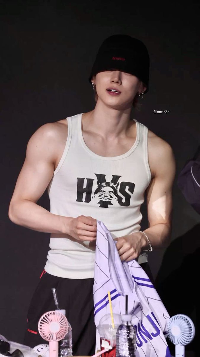 ZskeyZ's tweet image. (ตรงๆนะ แอบอิจฉาสุ้บ ตกได้พวกกล้ามปูดเข้าเป็นแฟนบอย เริ่ดอะ)