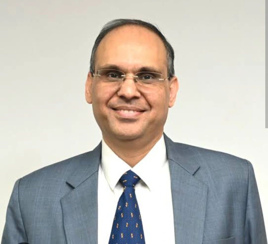 TCOEINDIA's tweet photo. 🇮🇳 TCOE India welcomes Shri Amit Agrawal, IAS, as Secretary (Telecom), DoT, Govt of India 

We look forward to advancing telecom innovation and indigenous R&amp;D under his dynamic leadership.

#DoT #TCOEIndia #Telecom #Leadership https://t.co/kywbKxbcn4