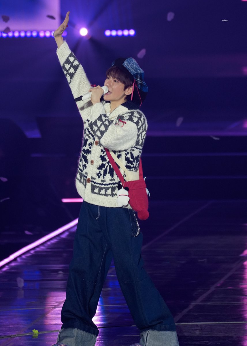 니에베 tweet media