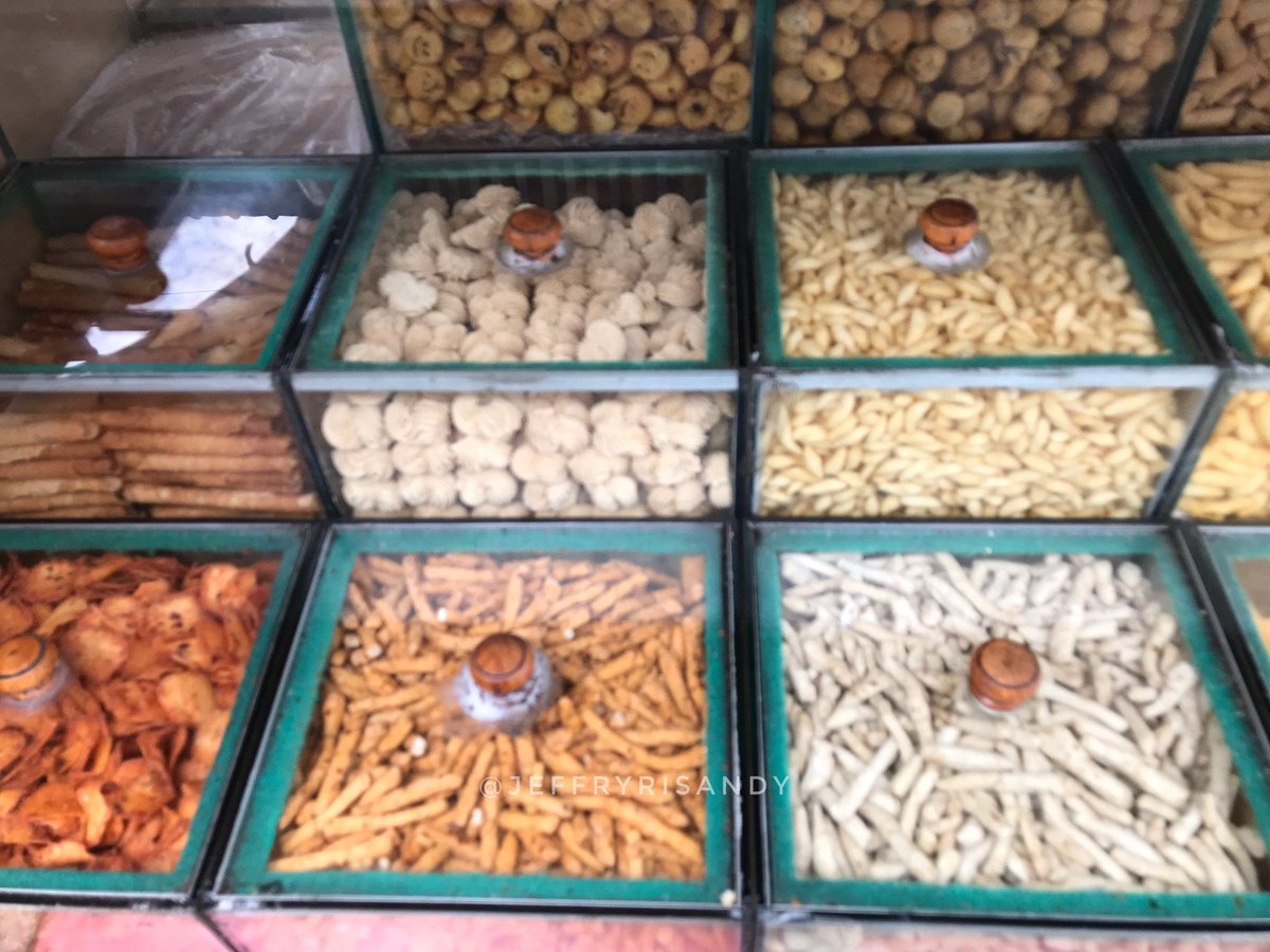 weekend pertama di tahun baru. saatnya bantu umkm sekitar dengan jajan dulu