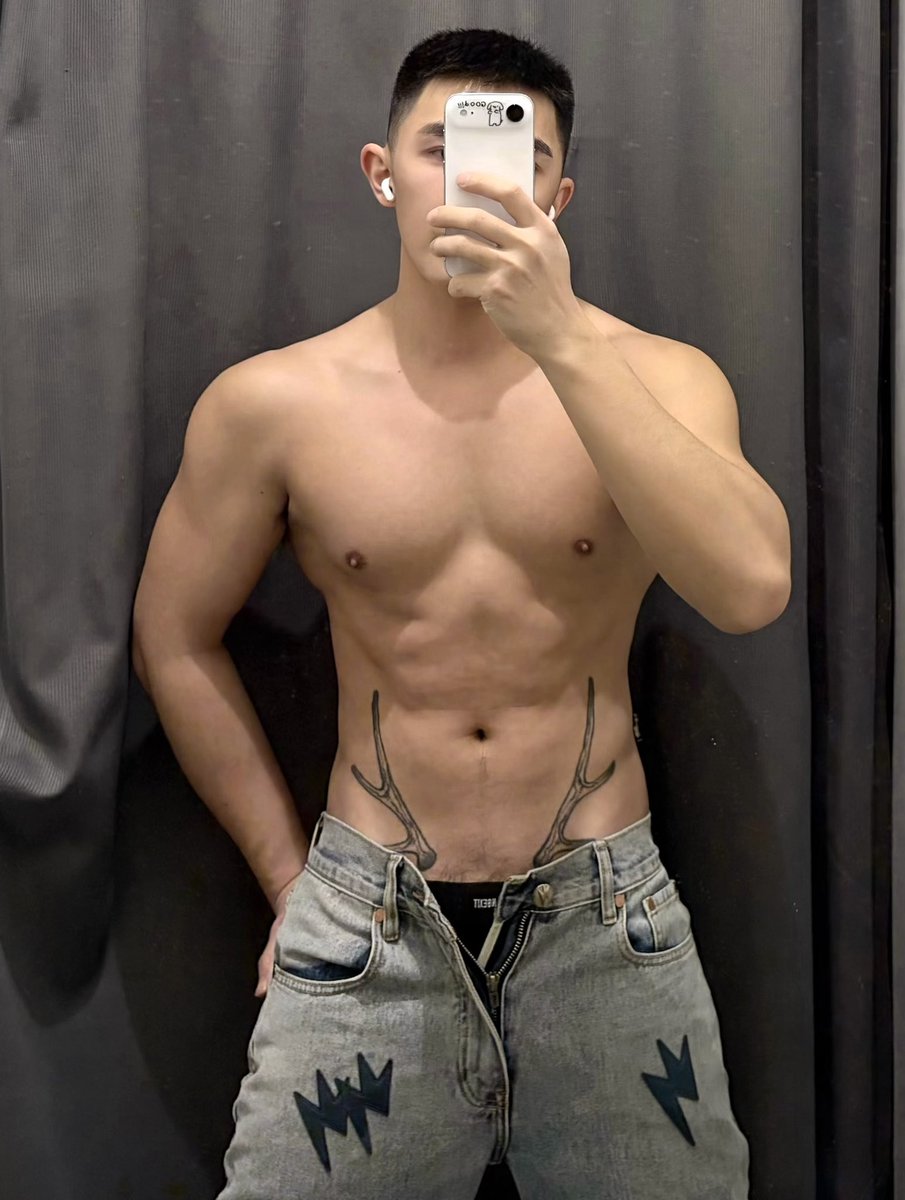 开心日记📔 tweet media