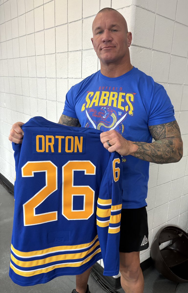 KeyBankCtr's tweet image. WWE’s @RandyOrton reppin’ the @BuffaloSabres 🔥🔥🔥