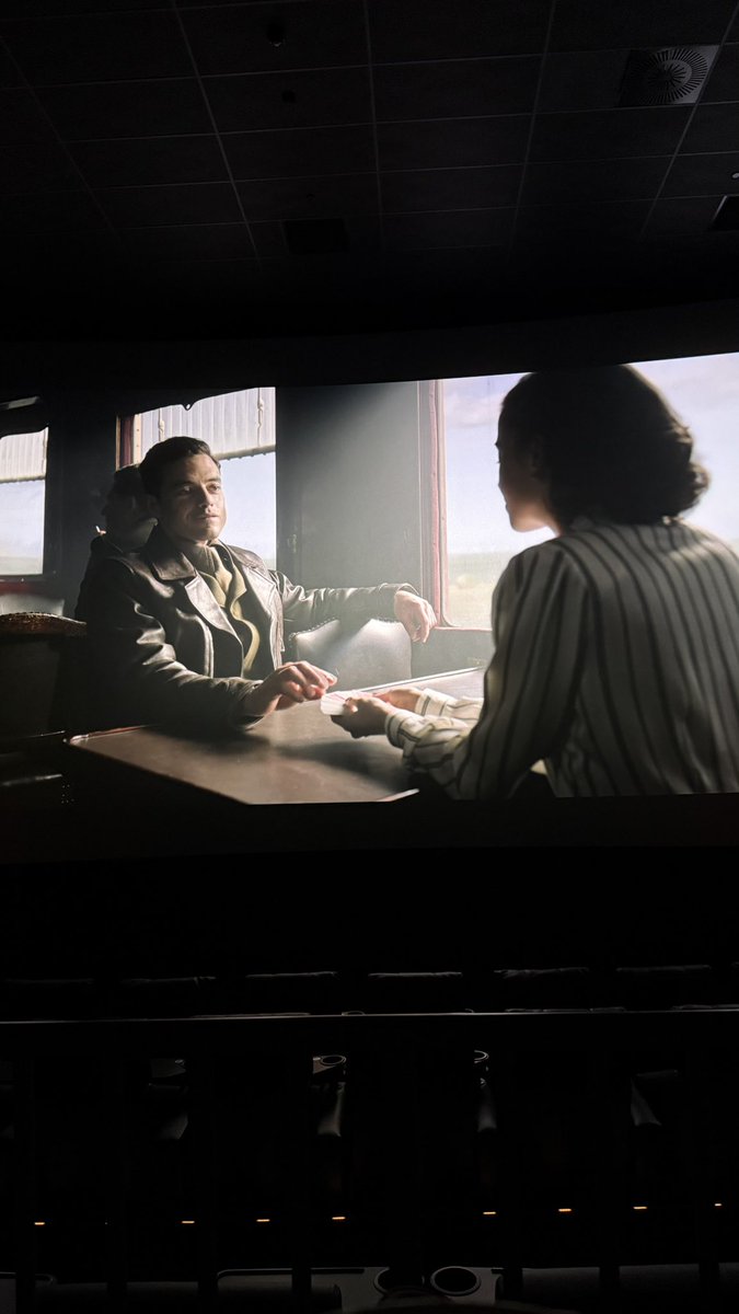 Layluuh's tweet image. Nuremberg 2025
سيء و ممل و قراءة سطحية للتاريخ تعلمك كميه المغالطات في القصة