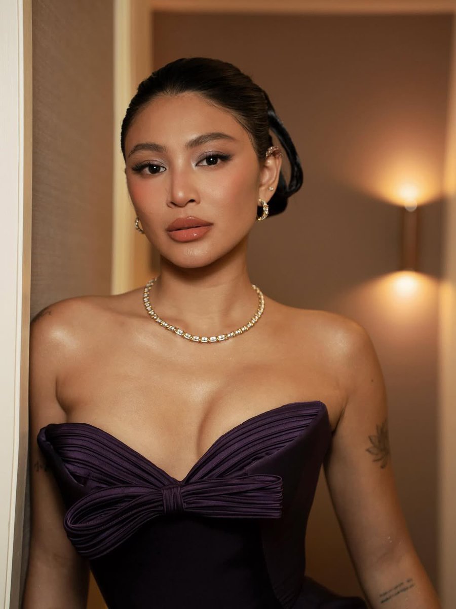 nirvanadine's tweet image. long overdue

gma pictures you have one job