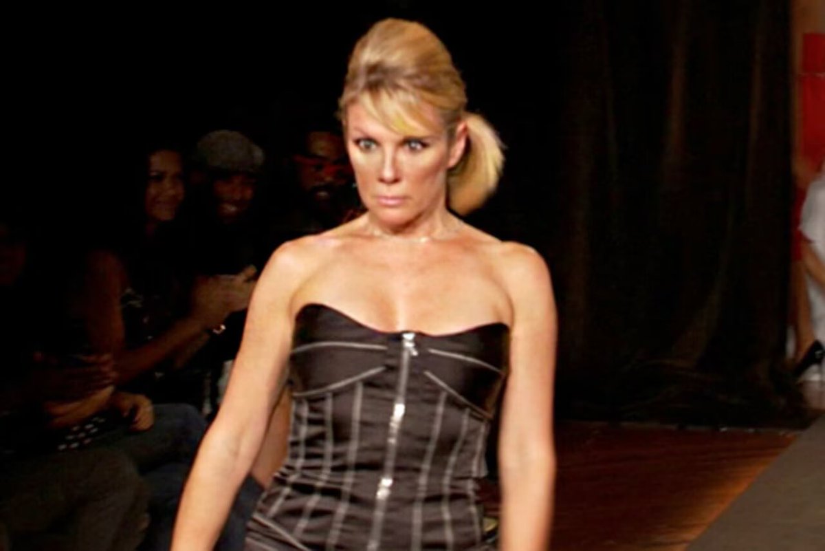 RuPaul: Next up, Discord Addams

Discord Addams: 

#DragRace