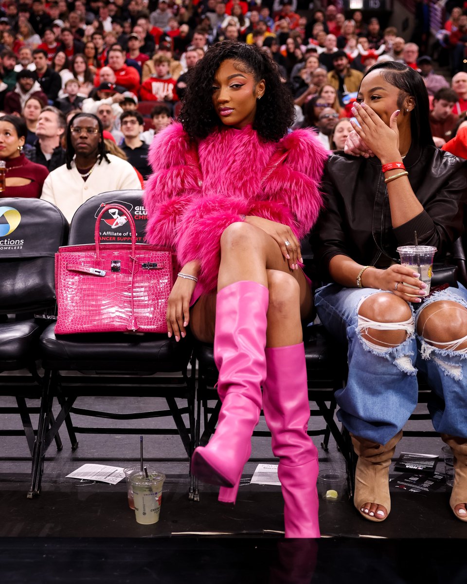 chicagobulls's tweet image. Chi Barbie in the house 💕 @Reese10Angel