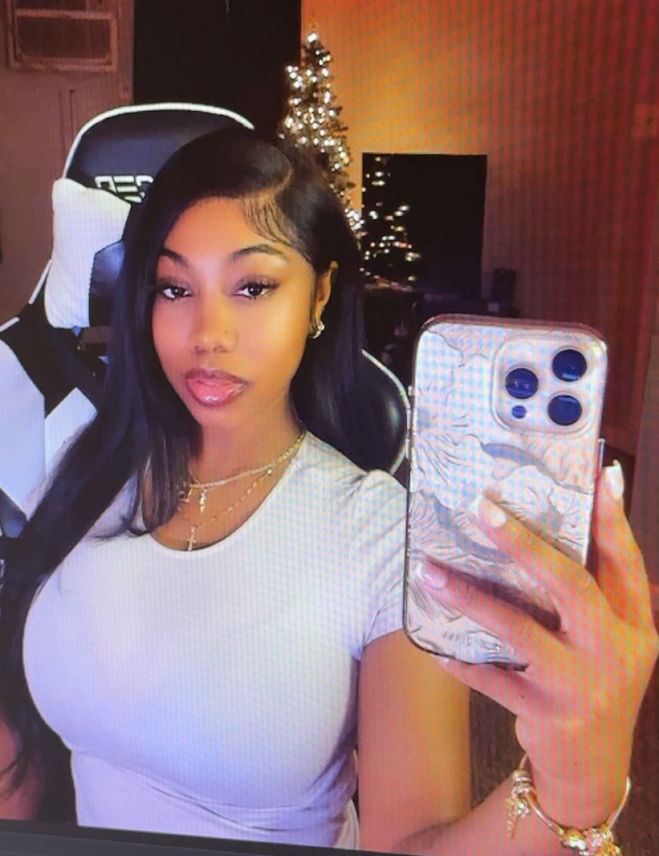 𝐽𝑎𝑑𝑎𝑀𝑜𝑛𝑖𝑞𝑢𝑒 tweet media