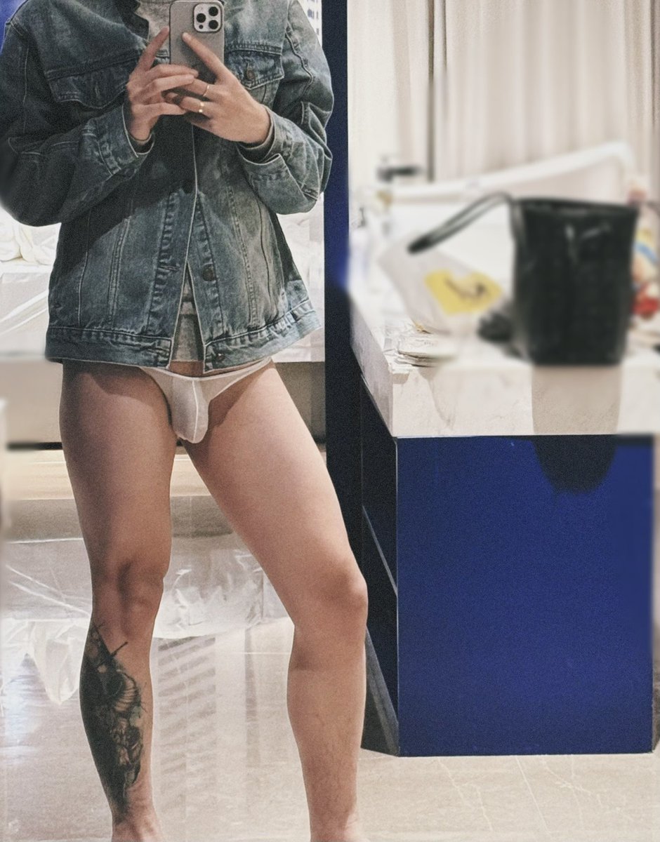 怎么会红了眼 tweet media