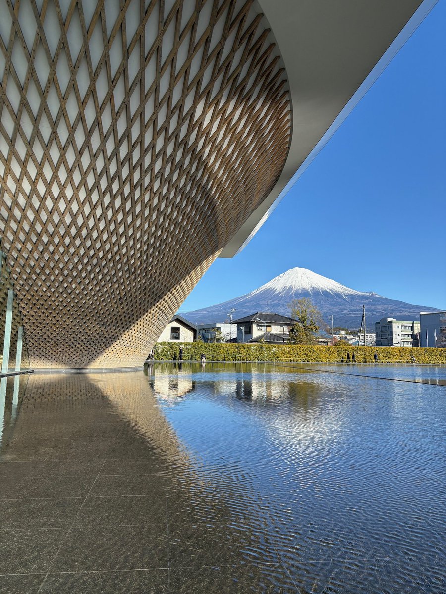 今日の富士山】 2026年も美しい姿を見せてくれています🗻💫 #富士山
