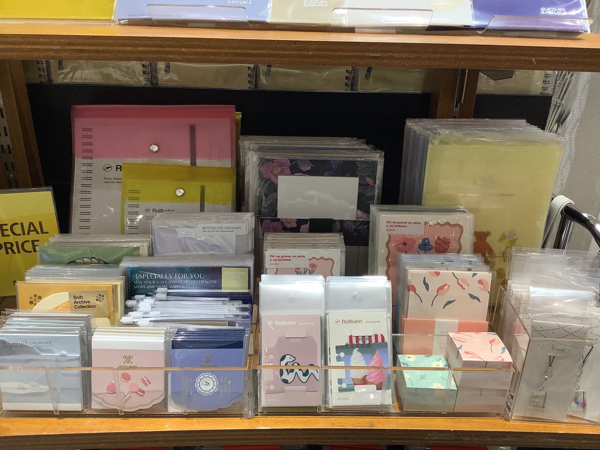 ミナモア冬のminamoa BARGAINが開催中！
デルフォニックスの雑貨・ステーショナリーを中心に、今すぐ使えるアイテムが20～50%OFFの大変お得な期間です。
ぜひ店頭で気になるアイテムを探してみてくださいね。
＃セール　#delfonics