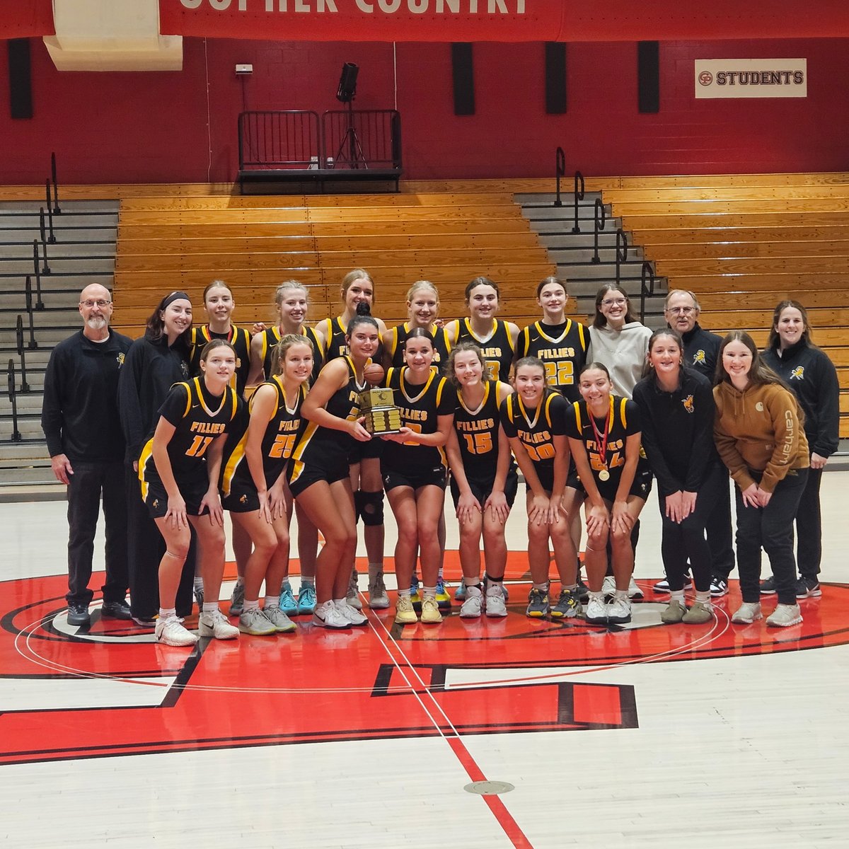 averyelijah_12's tweet image. Small School Classic Champions &amp;amp; MVP of the tournament!