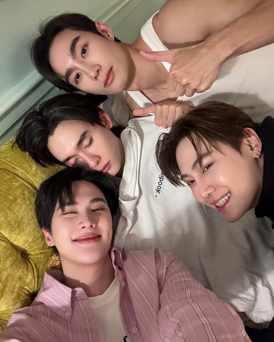 𝟭𝟭𝗙𝗲𝗯 ✧ tweet media
