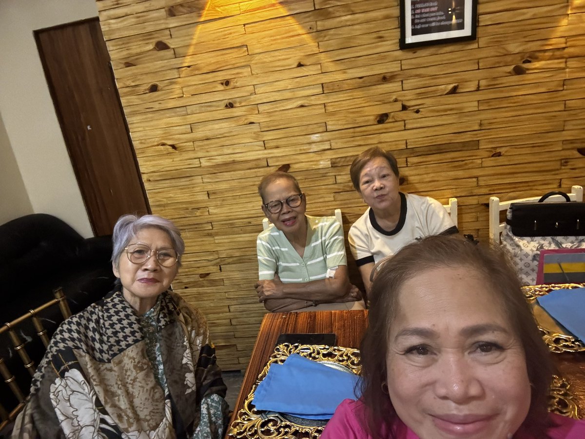 Mommybeth tweet media