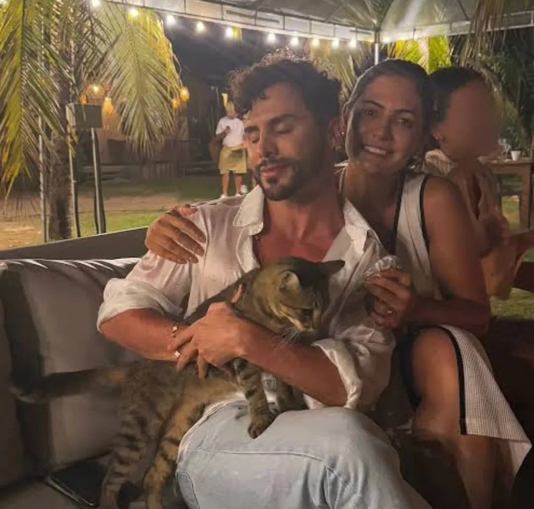 TucaAndrada3's tweet image. todo sofrimento de uma mulher pela prisão do seu marido na noite de reveillon