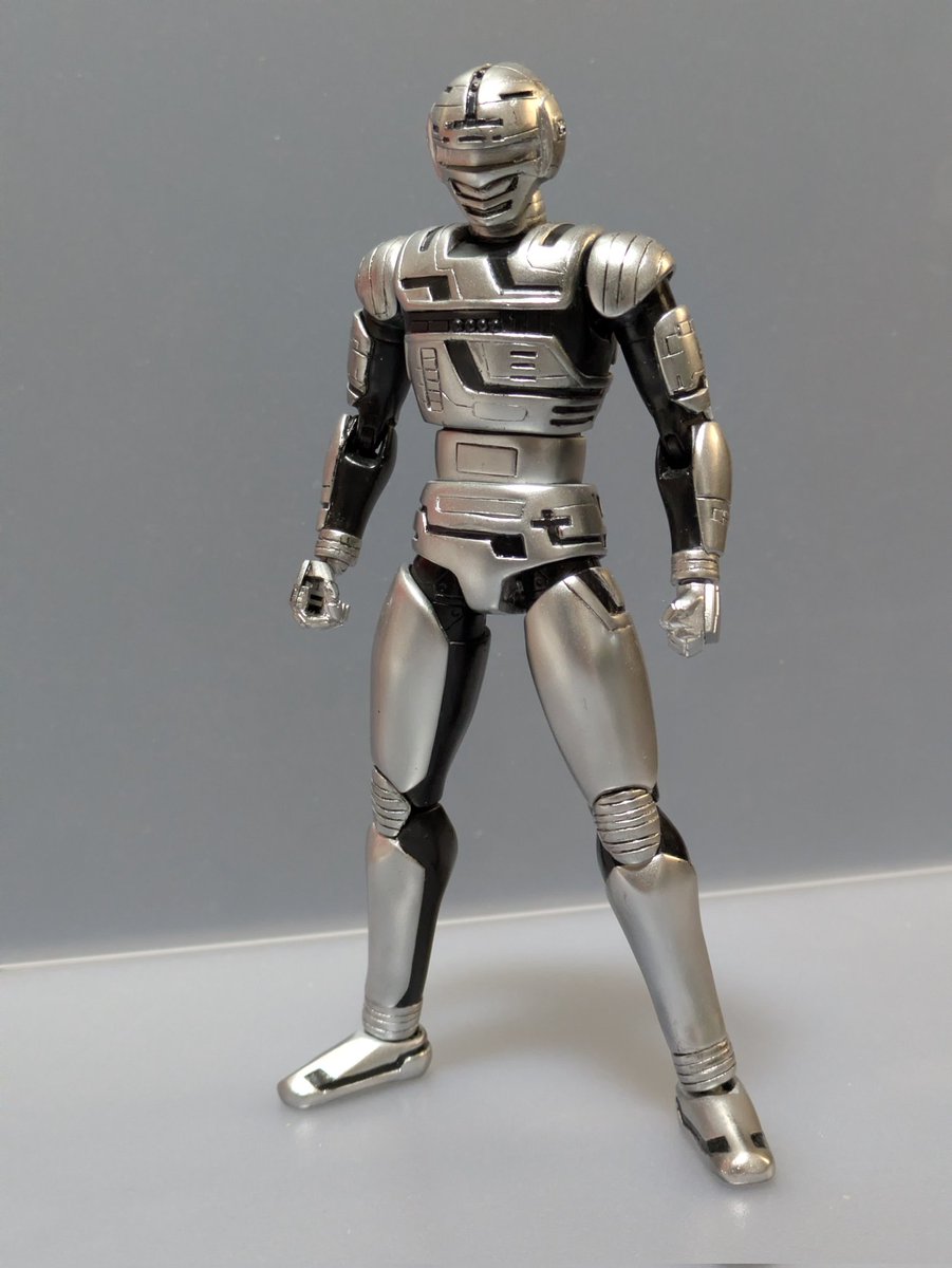 新年なんで銀色を塗りました😁