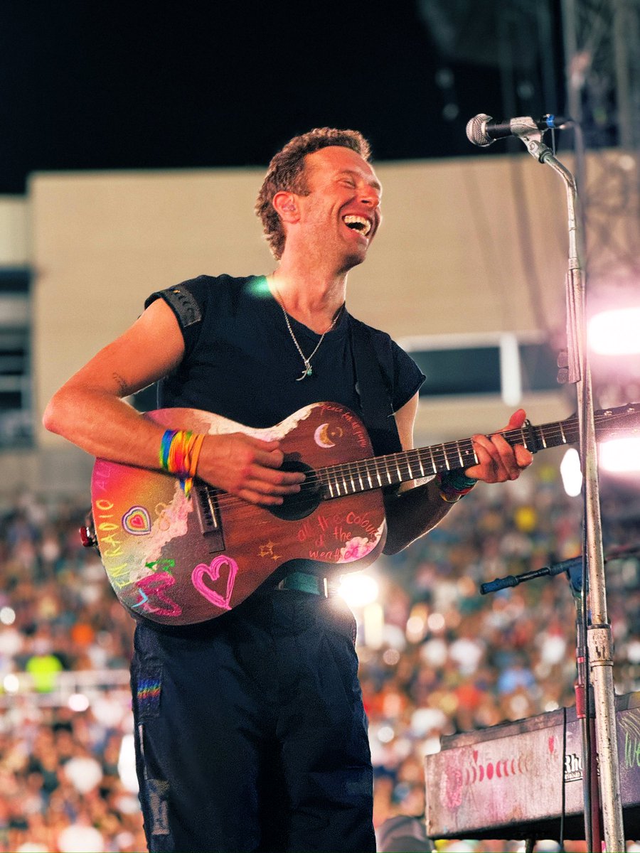 BereFullOfStars's tweet image. Take me back to these moments!!! 
@coldplay  I miss you so much!!!! 

#coldplay #chrismartin #motswt