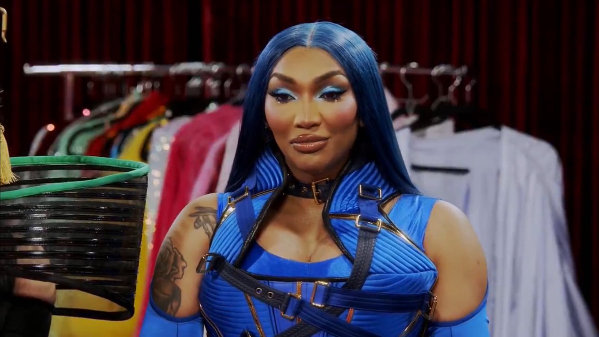 mascarayde's tweet image. tokyo looks OVAHHHHH #dragrace