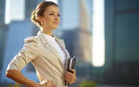 Life2See's tweet image. Phụ nữ mạnh mẽ hiểu giá trị của bản thân 💎 #Umi @Pact_Swap @_technotainment @YOM_Official