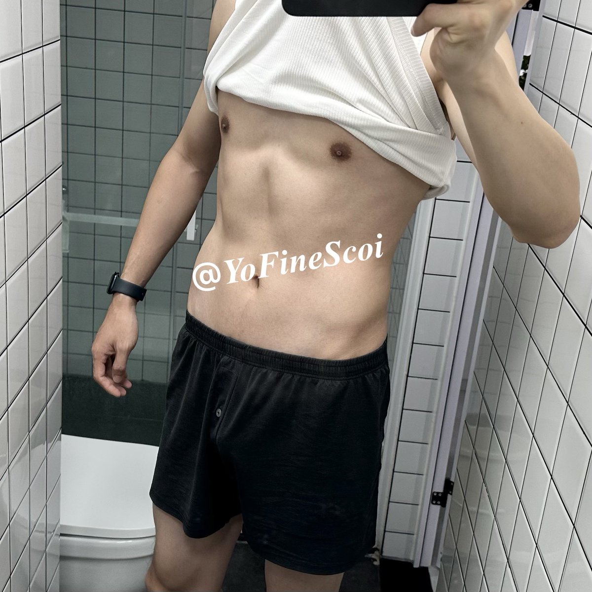 YoFineScoi tweet media