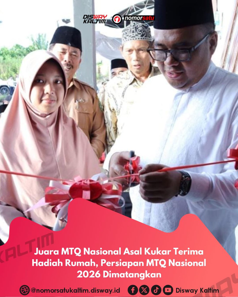 DiswayKalt1m's tweet photo. Pemerintah Kabupaten Kutai Kartanegara (Kukar) menunaikan janjinya dengan memberikan satu unit rumah kepada juara terbaik I MTQ Nasional asal Kukar.

Selengkapnya
https://t.co/6urw97tWKK

#juarqmtqnasional #hadiahrumah #bupatikukar #diswaykaltim https://t.co/yqQpCSTJ4U
