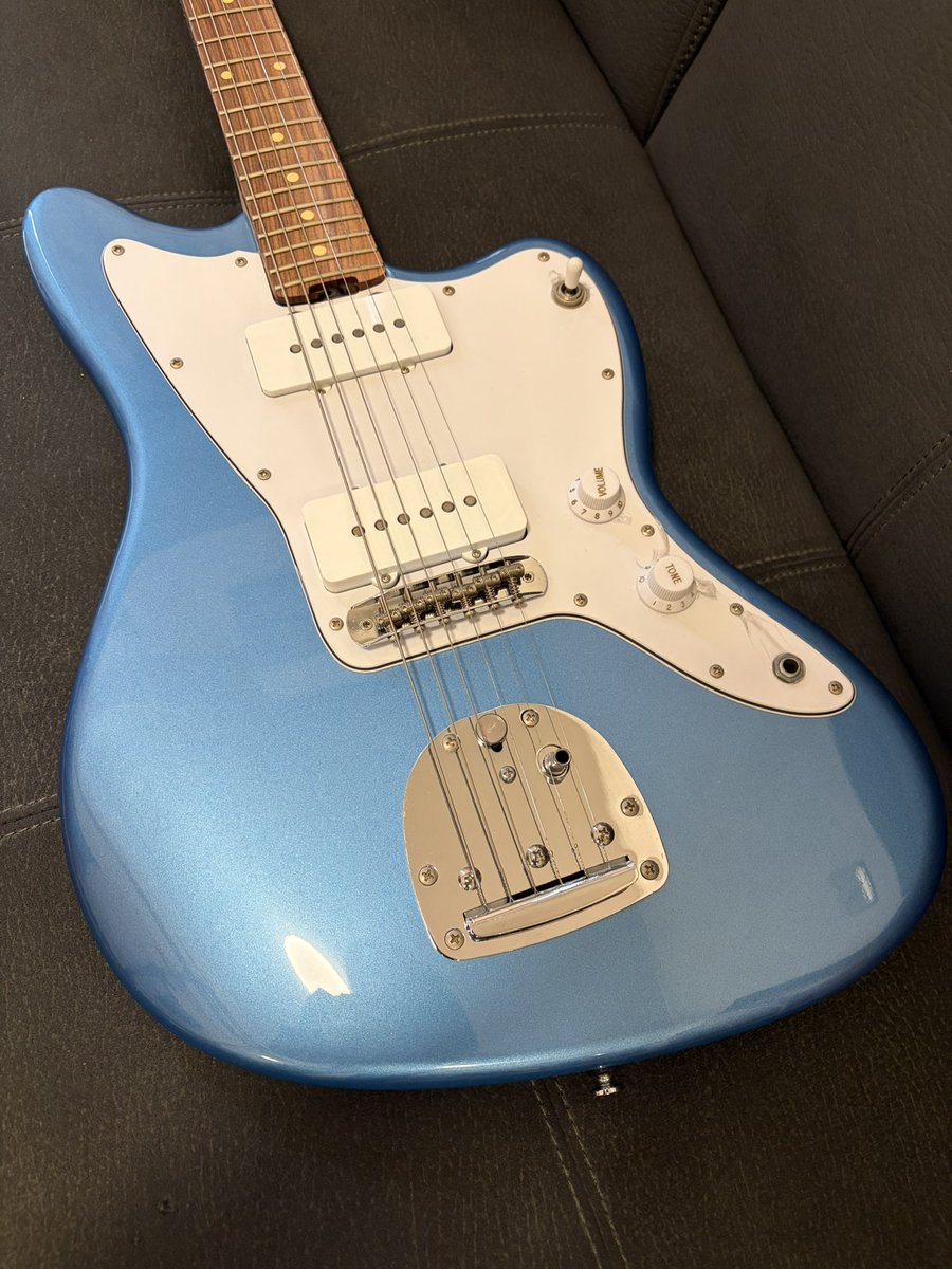 初売りでKAALENAのKA-JMゲットしました( ✌︎'ω')✌︎ジャズマスター