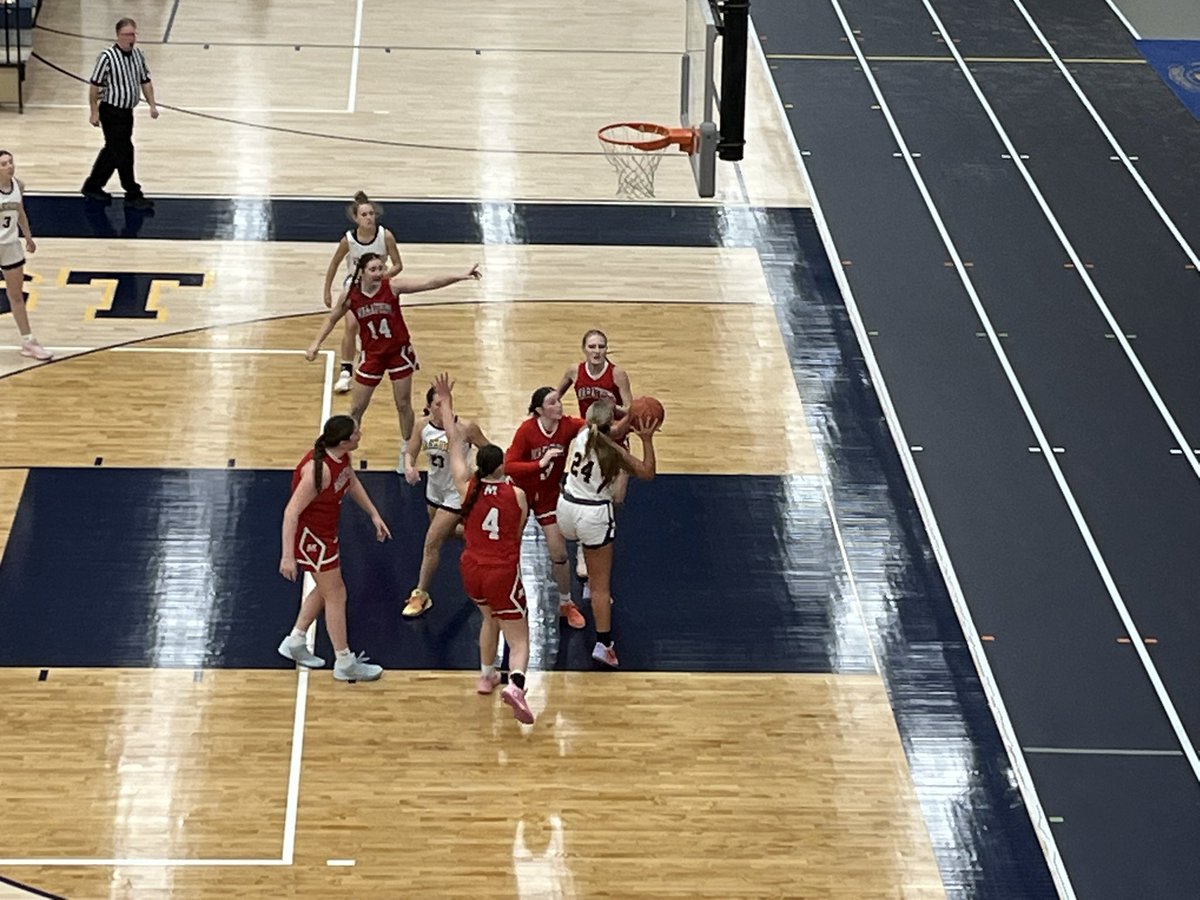 ChadHolmesWI's tweet image. Final:  Marathon 60 Wausau West 36.  14 points for Katelyn Love, 12 each for Mayven Schneider &amp;amp; Emma Love for Marathon (7-2 overall).  Warriors (4-10) got 10 points from Stella Olson &amp;amp; 8 from Olivia Colwell.  #wisgb
