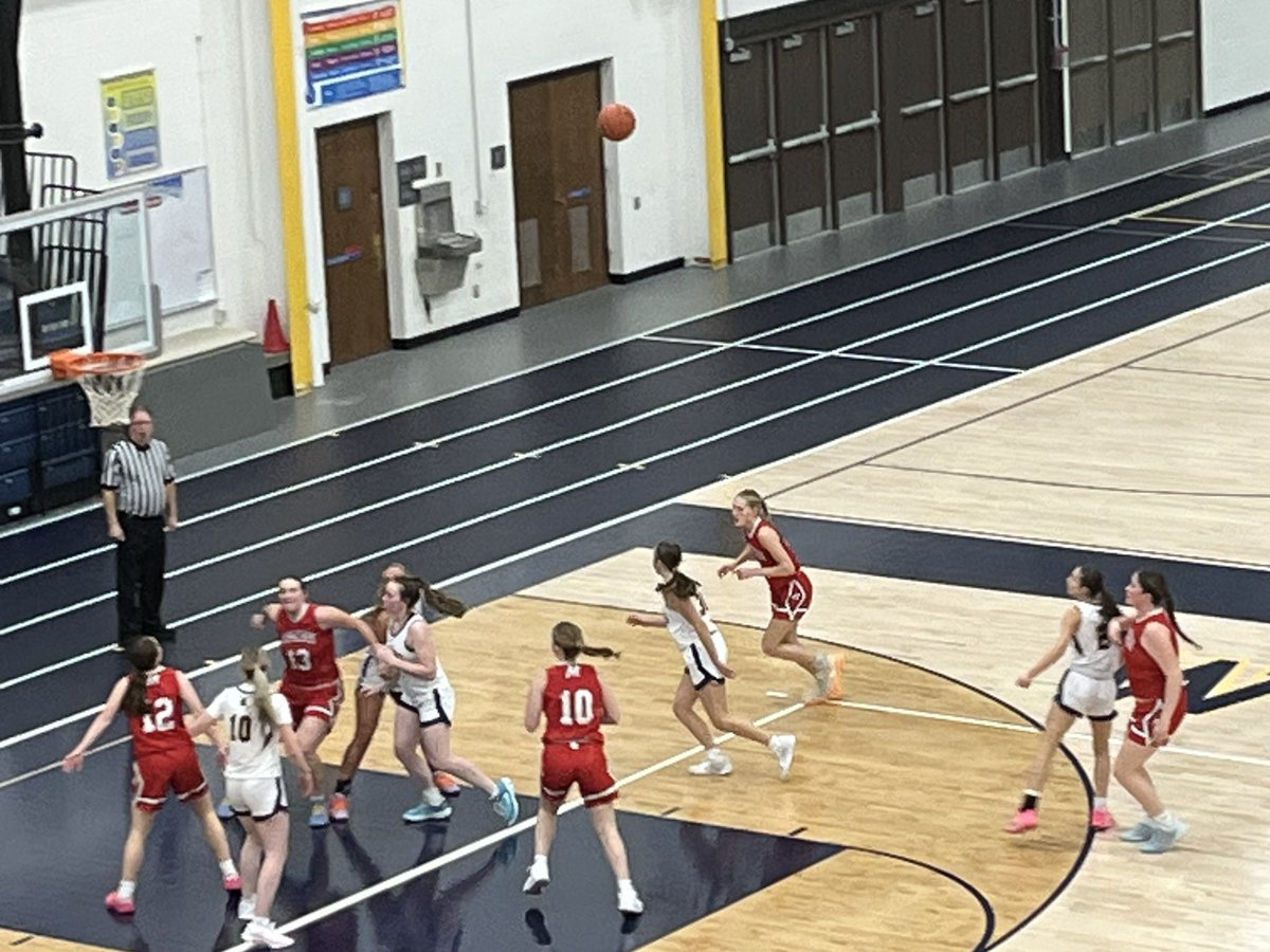 ChadHolmesWI's tweet image. Final:  Marathon 60 Wausau West 36.  14 points for Katelyn Love, 12 each for Mayven Schneider &amp;amp; Emma Love for Marathon (7-2 overall).  Warriors (4-10) got 10 points from Stella Olson &amp;amp; 8 from Olivia Colwell.  #wisgb