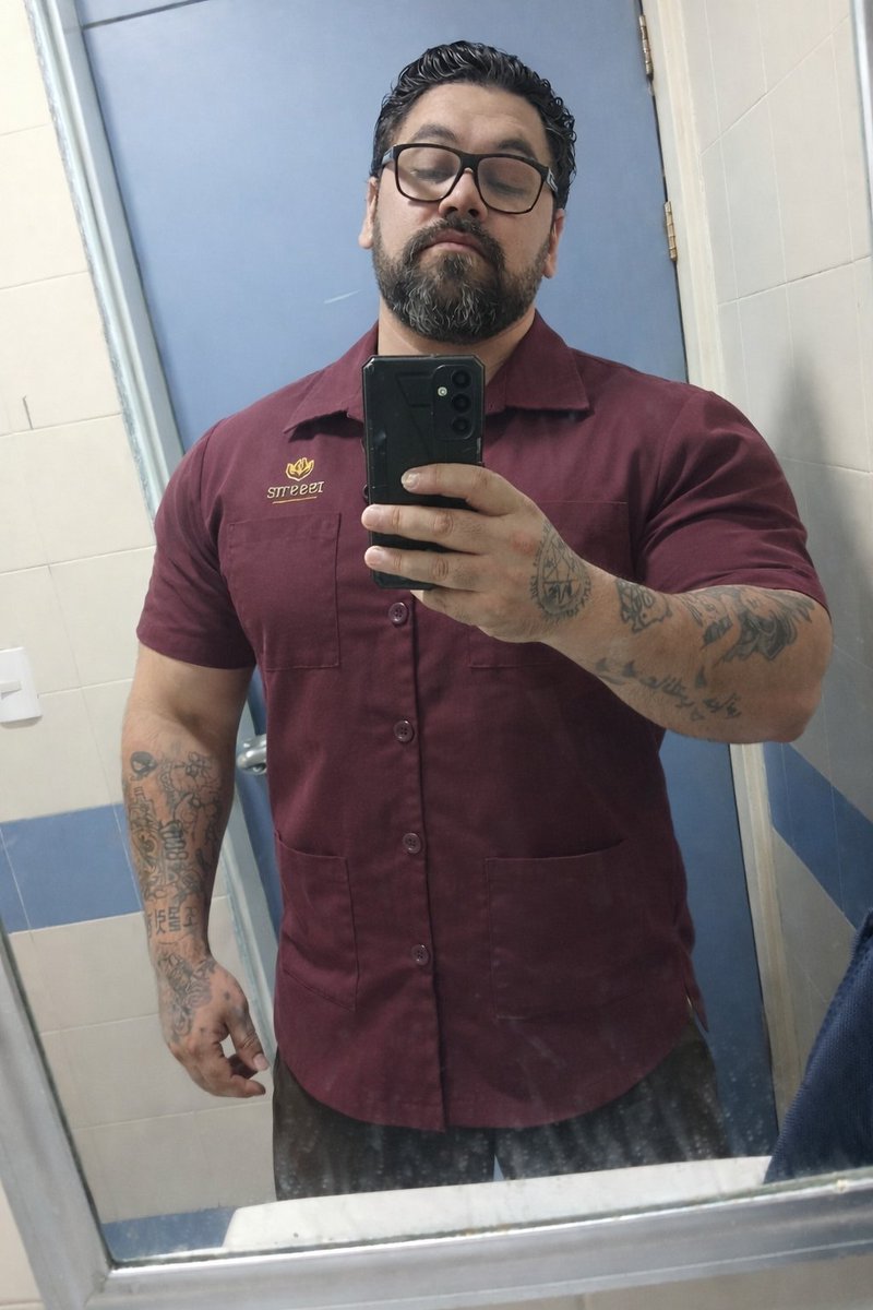 AxelSWOF's tweet image. Que hacer? Ya quiero salir ando aburrido