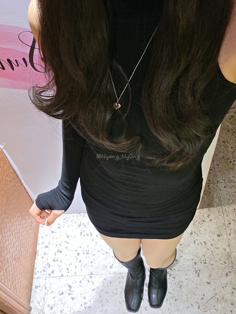 느좋녀가 되고 싶었지만 바로 실패해버린 2026년 첫 여장..