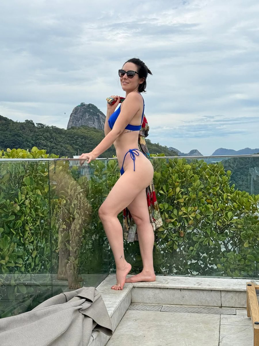 famosaselite's tweet image. ⭐ Uff nunca nos decepcióna está chaparrita hermosa ⭐

Ariadne Díaz