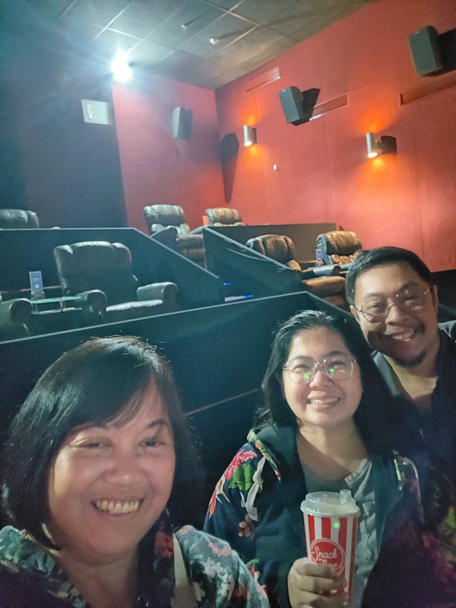 annalejano's tweet photo. About last night💜🎬....My 2nd time watching #CallMeMother this time with cousins @SMaison Cinema 3 Director's Club 10PM screening😁 😍🎬🫰🫶
For the Love of the whole cast most esp. @vicegandako @brentymanalo @mikslmnc 
#MIKBRENT #SoldOutAgain #2025MMFF #notjustoncebuttwice https://t.co/v0W1U99MY6