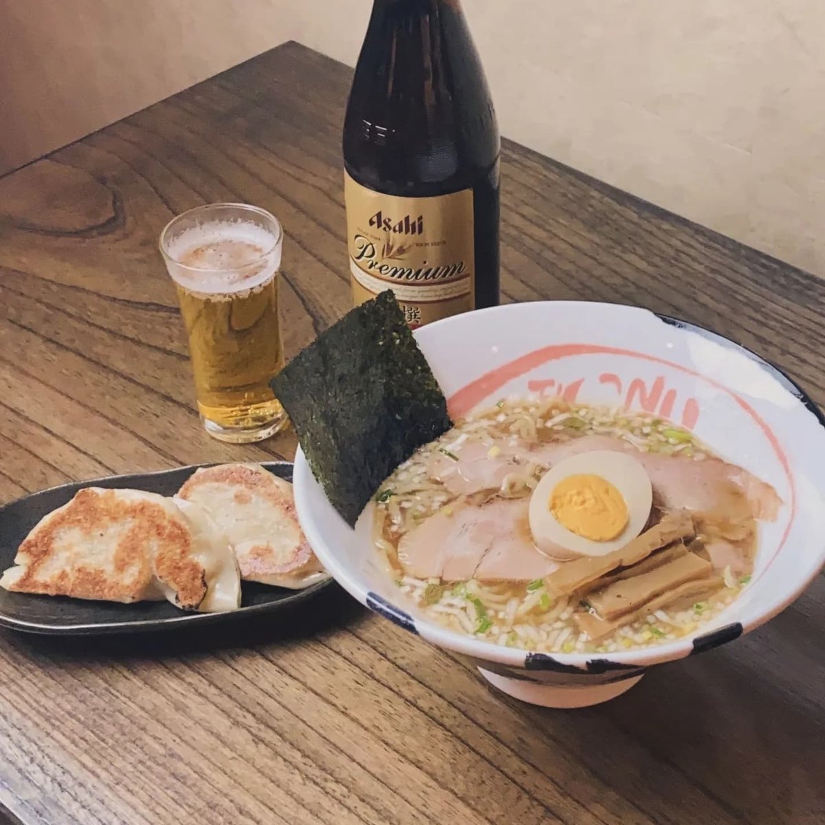2genko2's tweet photo. あけましておめでとうございます🎍
本年も宜しくお願い致します。
本日、15:00まで営業してます
お待ちしてます！
＃二代目げんこつ屋
＃阿佐ヶ谷
＃らーめん
＃ラーメン https://t.co/EmbD5BPHOy