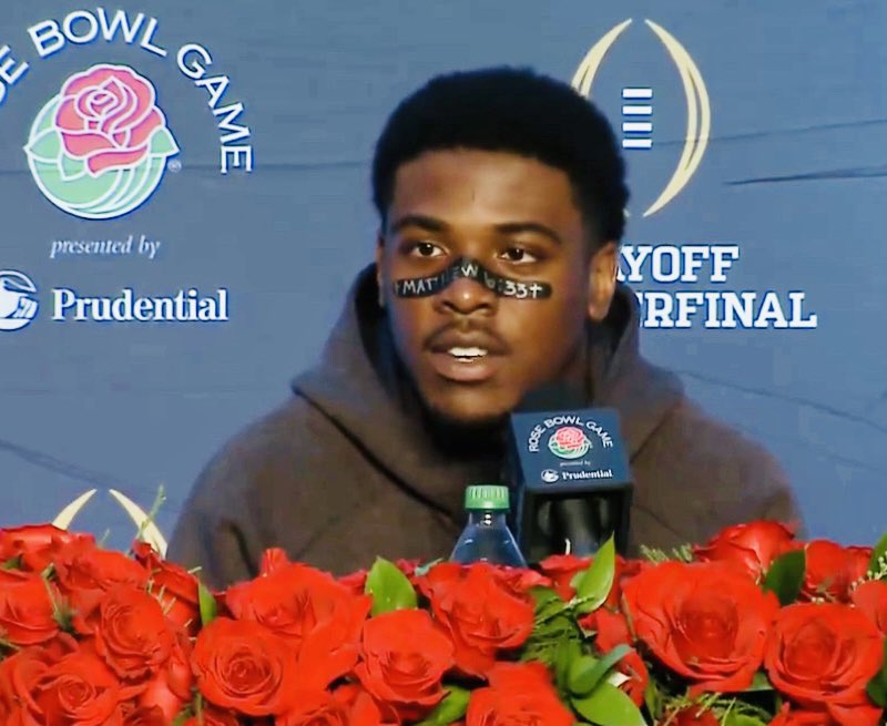 RickKarle's tweet image. .@AlabamaFTBL lost to @IndianaFootball 38-3 in the @CFBPlayoff yet #Bama WR #GermieBernard thanked God after the game for allowing him to play in the game.

Why Germie’s take resonated with football fans everywhere:

facebook.com/RickKarle/post…

📷 NCAA/@rosebowlgame 

#RollTide