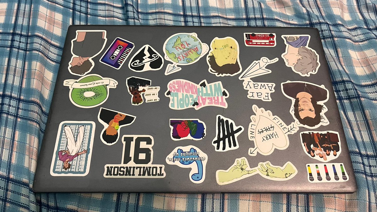 cokellate's tweet image. wts laptop Asus Vivobook X412DA A412DA
* Processor AMD Ryzen 3
* RAM 4 gb
* SSD 512 gb
* 13 inc
Kalau mau tanya langsung dm
#wtb #wts #laptop #zoanuang jual beli elektronik zonabu