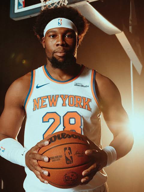 _the6thman's tweet image. Guerschon Yabusele tonight 

9/13 FG
26 points 
14 rebounds  
3 assists 
1 steal 

Only 5.5 mil