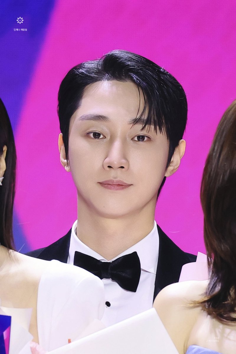 251229 APAN Star Awards

잘생겼다🥰

#진영 #정진영 #Jinyoung #ジニョン #振永
#APANStarAwards2025 

<a href="/_jinyoung911118/">정진영</a>