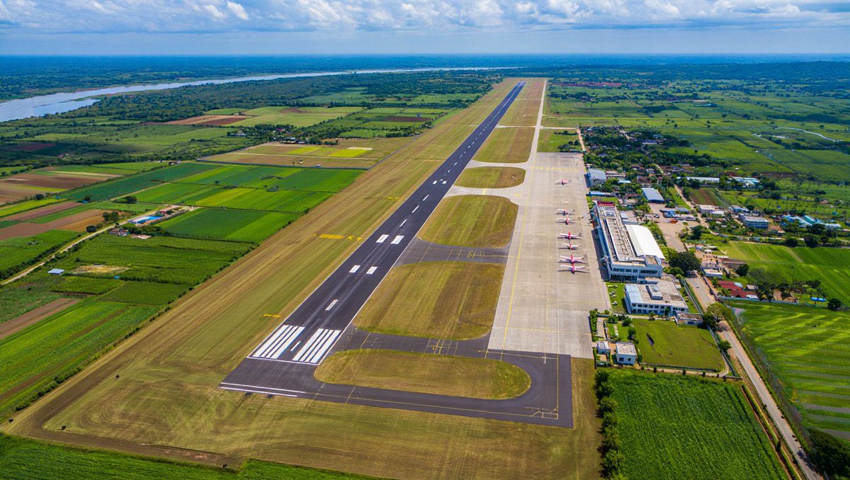 AndhraCommunity's tweet photo. 🚨 Big boost to Andhra Pradesh aviation infra! ✈️

The AP Government has given the green signal to acquire 418.14 acres for the upcoming Dagadarthi Greenfield Airport in Nellore district.
🔹 Land acquisition approved at ₹13 lakh per acre
🔹 Project to be executed by AP Airports Development Corporation (APADCL)

#DagadarthiAirport #AndhraPradesh #AviationInfrastructure #Nellore