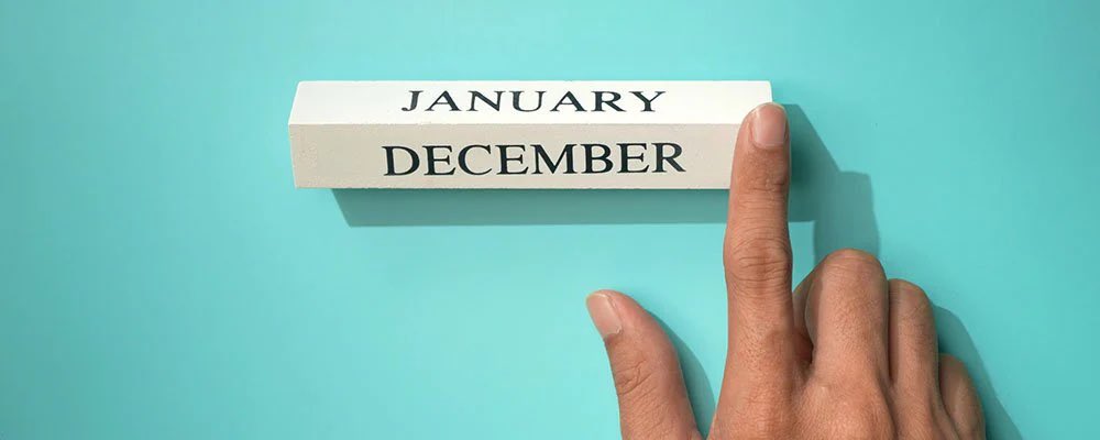 I forgot the hard line in the sand regarding #commercials in December &amp; January…

DEC - “Shoe your true love. Buy someone a luxury vehicle.”

JAN - “You know you’ll be miserable. Better book a tropical vacation.”