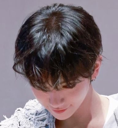 bread cheeky shushu 🍞🍽
#조슈아 #JOSHUA