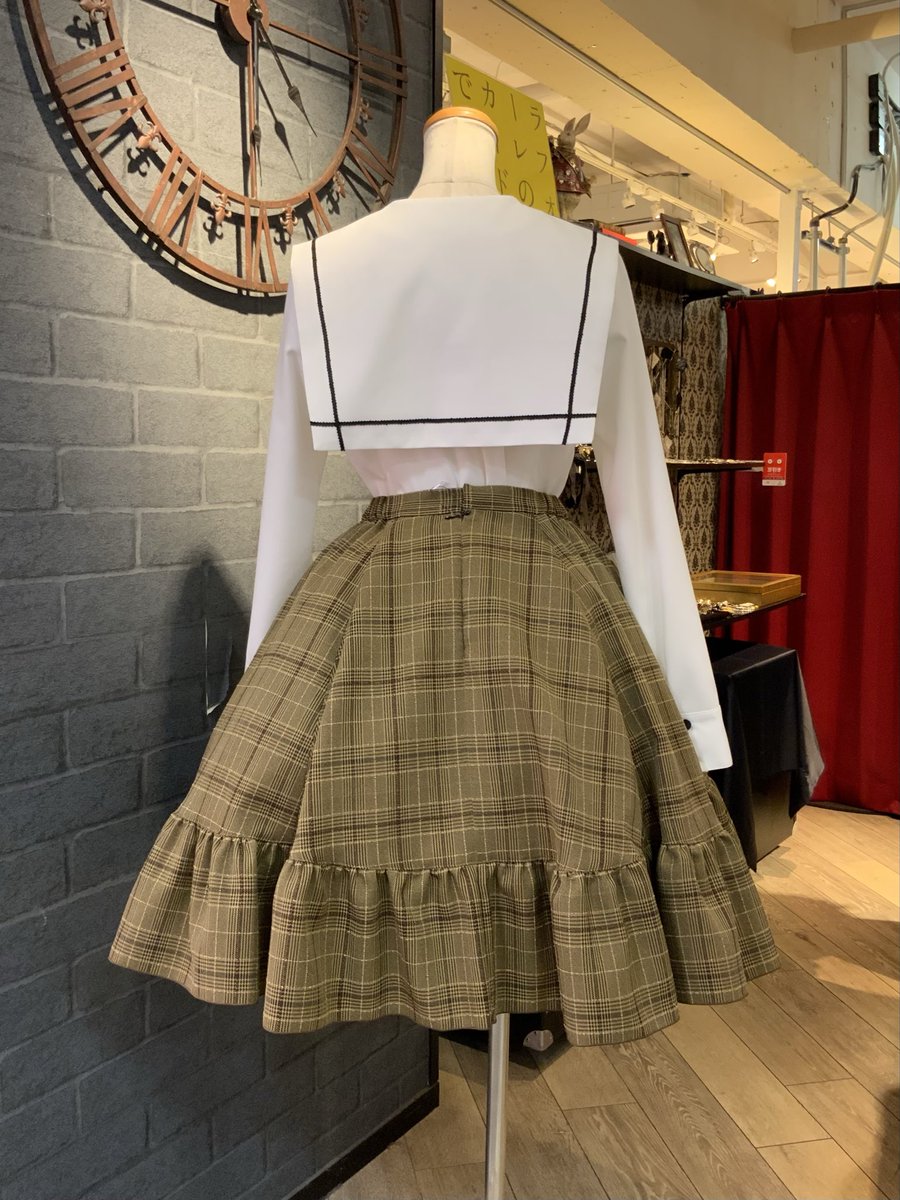 🍫ショコラメルペアコーデ🍫

《メインアイテム》
⭐️ショコラメル
¥55,000
※セット販売のみ

詳しくはInstagramへ
↓↓↓
instagram.com/p/DTCIOV0AZMV/…

#MIHOMATSUDA