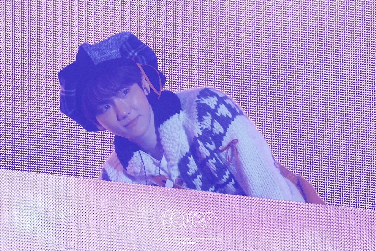 260102
#백현 #BAEKHYUN #ベッキョン <a href="/B_hundred_Hyun/">Baekhyun_EXO</a> <a href="/BAEKHYUN_INB100/">BAEKHYUN_official</a>