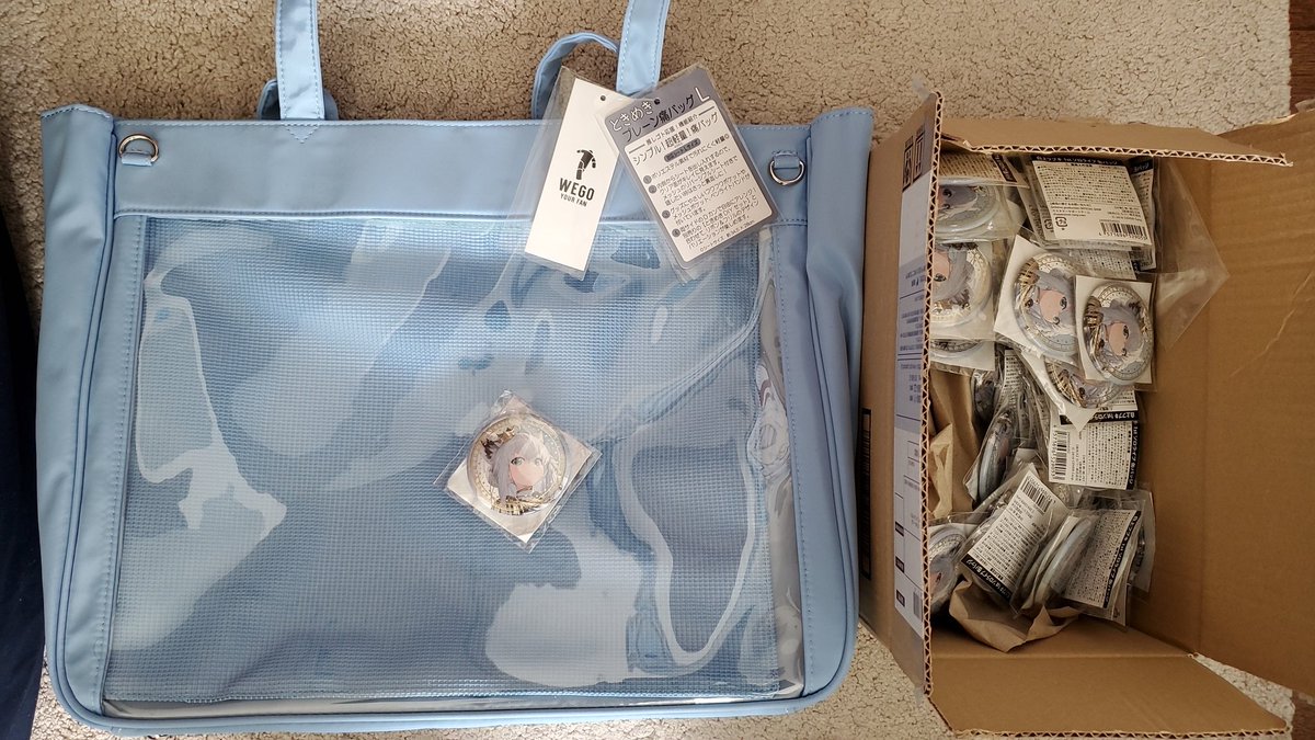 これから🌽の1stソロライブ缶バッジで痛バ組もうとしています！(今更