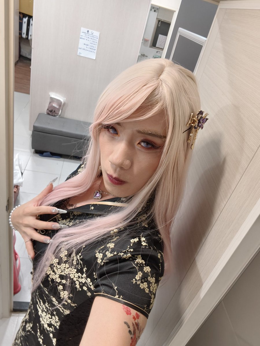 靈涵 tweet media