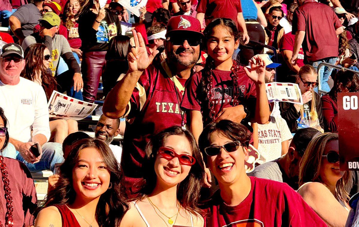 kdamp's tweet image. Fixed it for him: “Texas State - great academics and a great time…” A record +55K TX high school seniors have already applied for @txst’s Fall 2026 freshman class (with a record number of high achieving seniors). Largest ever fall graduating class last month. R1 next year!⭐️🐾